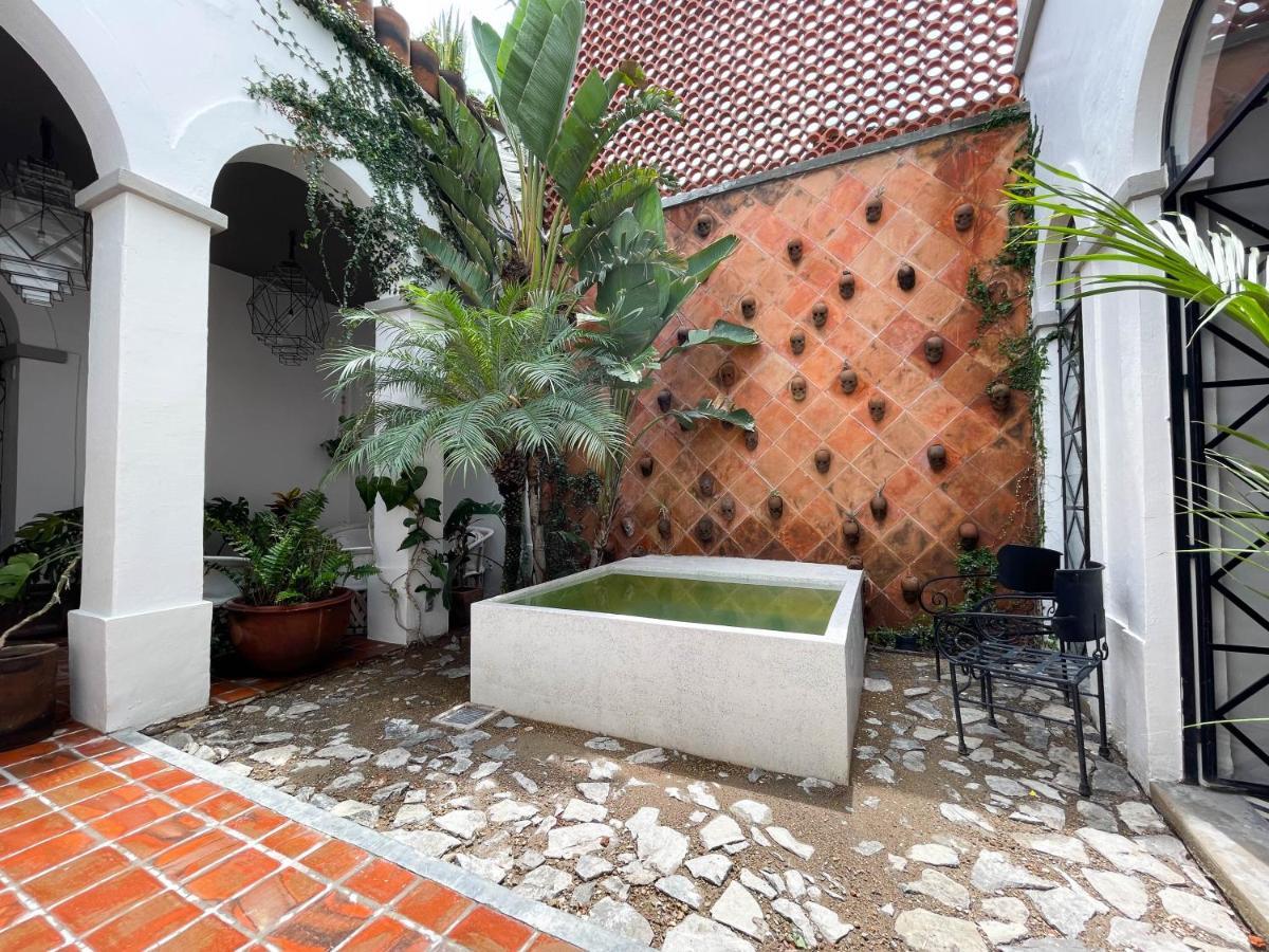 Casa Blanco By Barrio Mexico Hotel Guadalajara Exterior photo